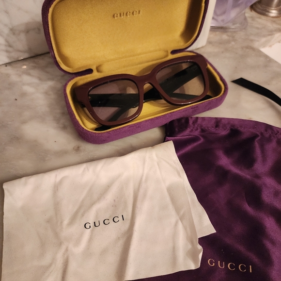 Gucci Purple Sunglasses with Case - Picture 3 of 6